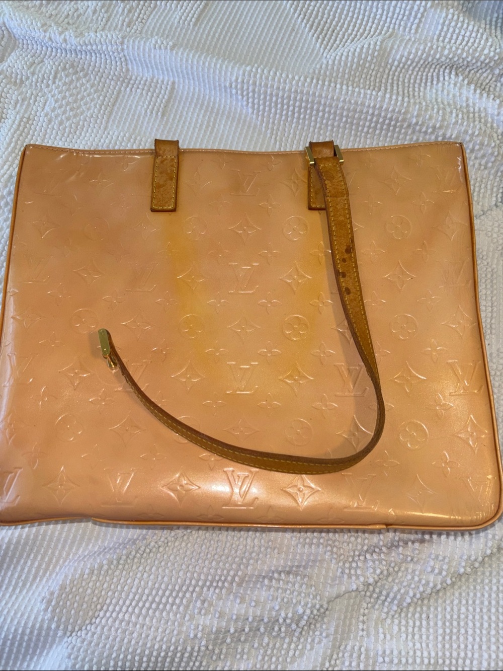 Louis Vuitton Peach Vernis Monogram Shoulder Bag - Picture 3 of 5